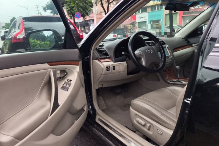 Used Toyota Camry 2013 200G Classic Luxury Edition
