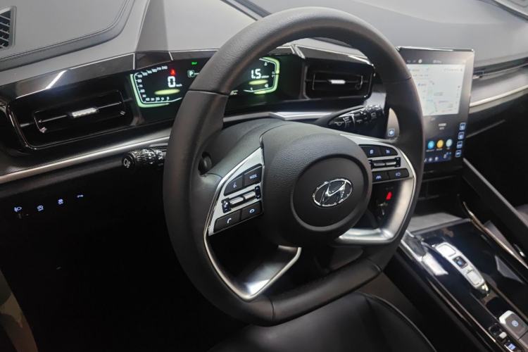 Used Hyundai Custo 2024 270TGDi LUX Prestige Edition