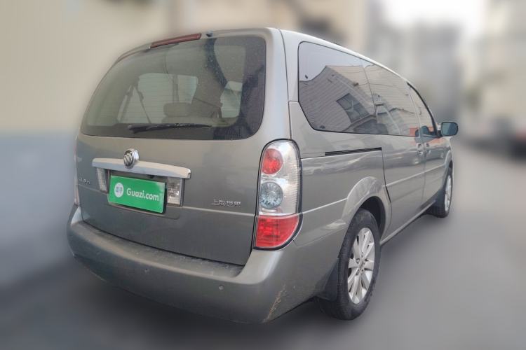 Used Buick GL8 2014 2.4L Executive Edition
