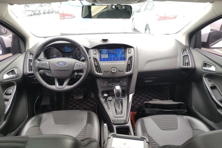 Used Ford Focus 2017 Hatchback 1.6L Automatic Fashion Edition Smart Drive Version