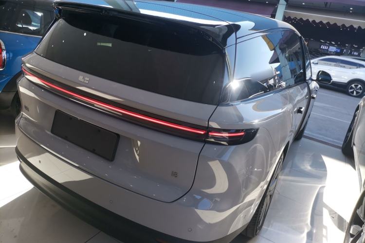 Used Li Auto Li Auto i8 2025 Model Standard Version

