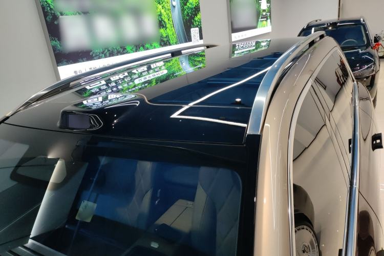 Used Hima AITO M9 2025 Extended-Range Ultra Version 52 kWh 6-Seater
