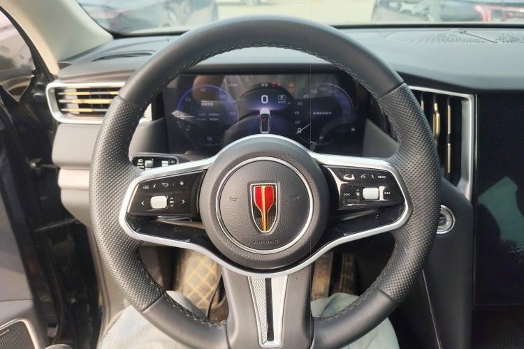 Used Hongqi HS7 PHEV 2024 2.0T PHEV Four-Wheel Drive Flagship Edition 6 Seats Steering Wheel