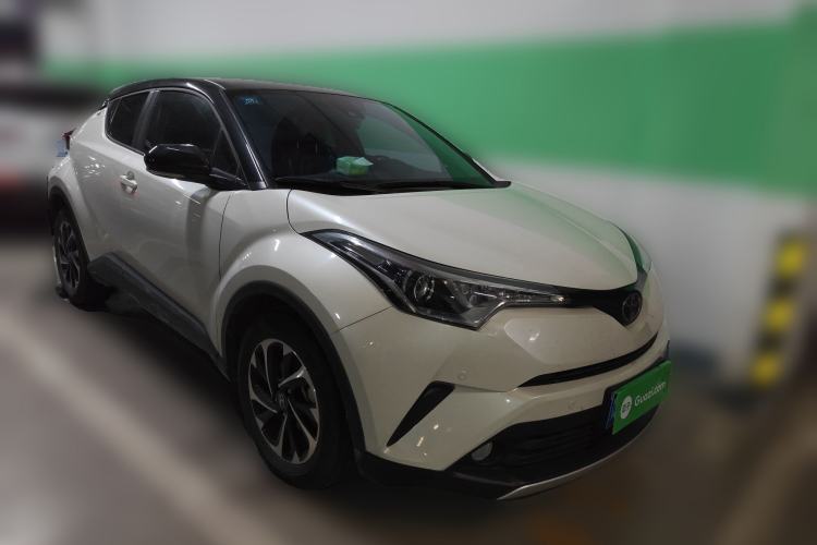 Used Toyota IZOA 2018 2.0L Yichi Edition China V Standard