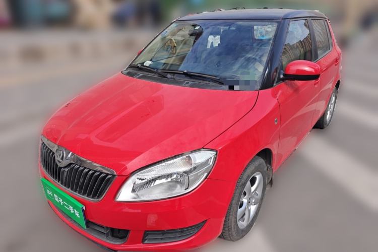 Used Skoda Fabia 2014 1.4L Automatic Crystal Edition