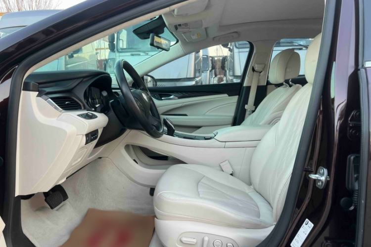 Used Buick LaCrosse 2022 Avenir Flagship Model
