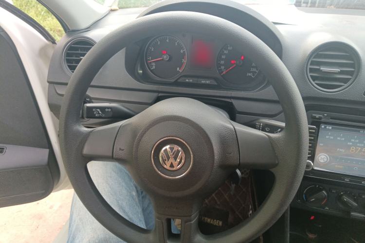 Used Volkswagen Jetta 2015 1.6L Manual Fashion Edition