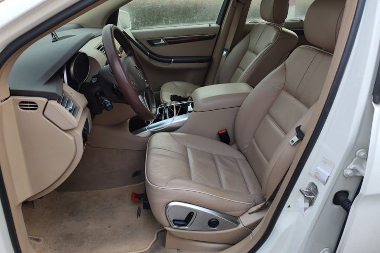 Used Mercedes-Benz R-Class 2011 R 350 L 4MATIC
