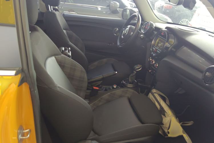Used MINI 2016 1.5T COOPER
