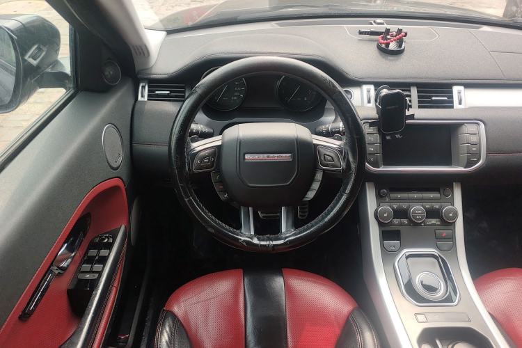 Used Land Rover Range Evoque 2013 2.0T 5-Door Ignite Edition Steering Wheel