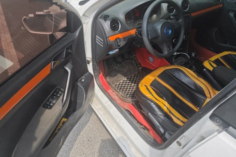 Used Volkswagen Jetta 2015 1.4L Manual Comfort Model Driver Seat