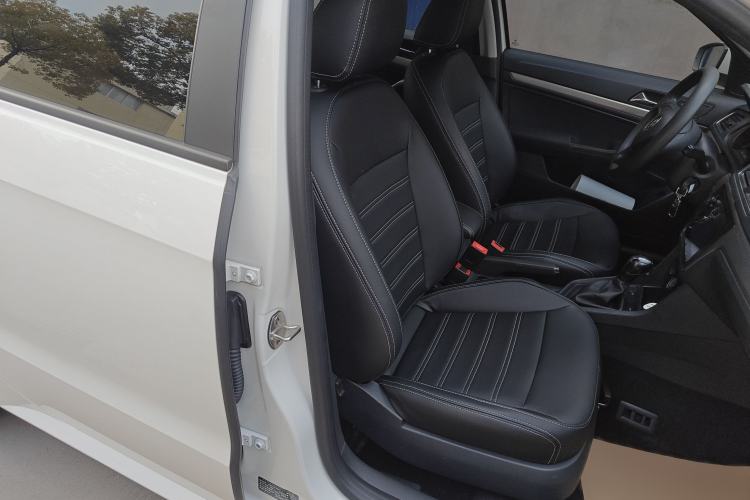 Used Volkswagen Lavida 2017 1.6L Automatic Fashion Edition
