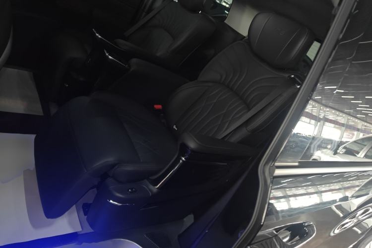 Used GAC Trumpchi M8 2024 Master Series 400T Prestige Edition Left Rear Seat