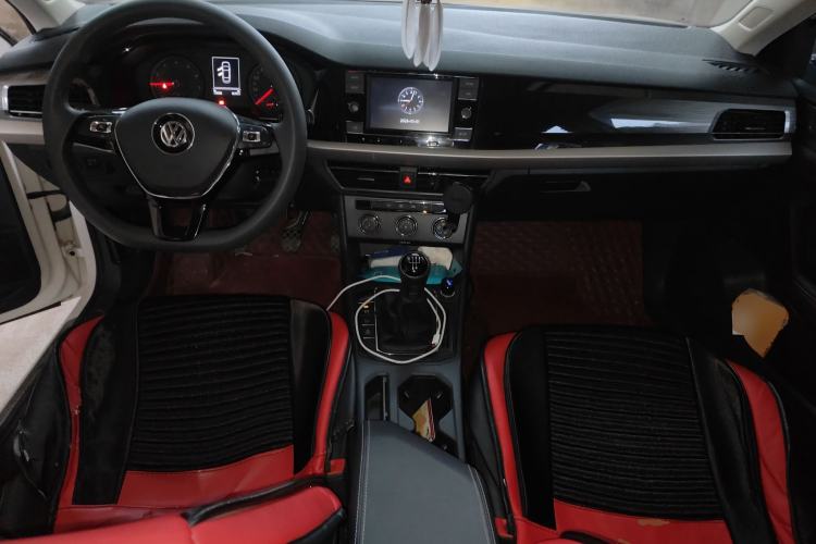 Used Volkswagen Lavida 2019 1.5L Manual Comfort Edition China VI Standard
