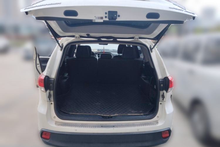 Used Toyota Highlander 2018 2.0T Four-Wheel Drive Luxury Version 7 Seats China VI Standard
