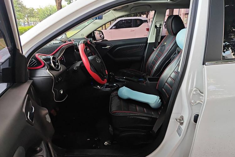 Used Soueast DX3 2018 1.5L Manual Luxury Model
