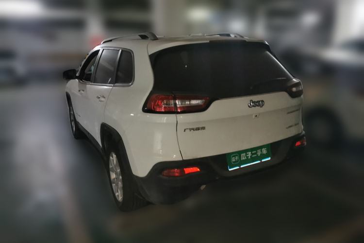 Used Jeep Cherokee 2017 2.0L Superior Edition Rear Left 45 Deg