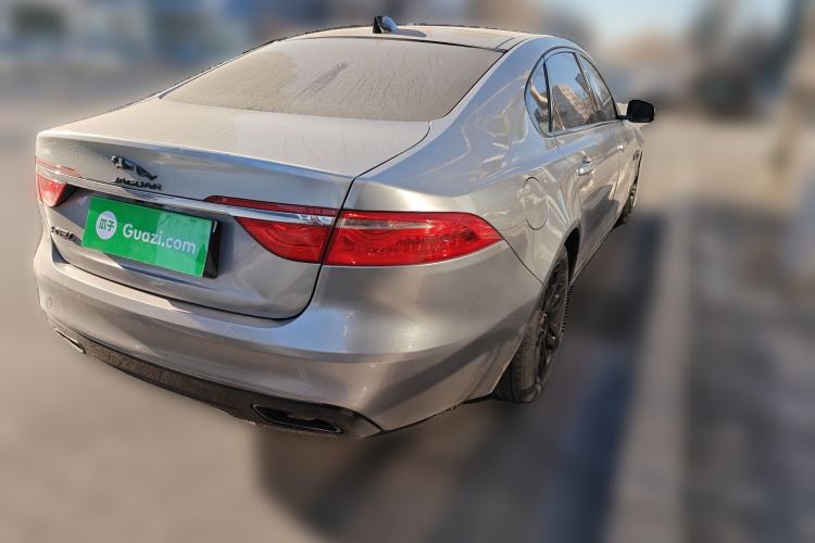 Used Jaguar XFL 2018 XFL 2.0T 250 PS Premium Edition
