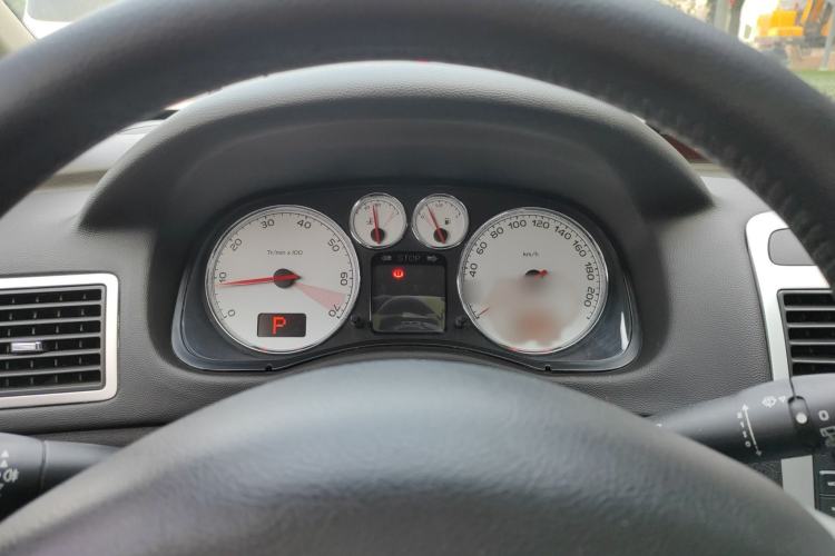 Used Peugeot 307 2013 1.6L Automatic CROSS
