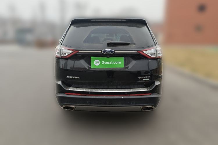 Used Ford Edge 2015 2.0T GTDi Two-Wheel-Drive High-Line Version
