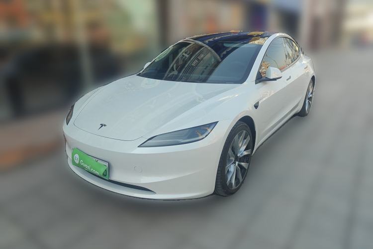 Used Tesla Model 3 2023 Long-Range All-Wheel-Drive Version
