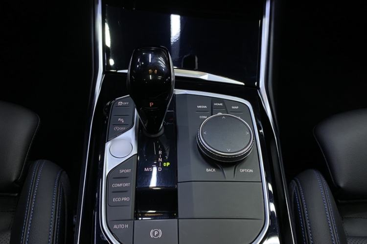 Used BMW 3 Series 2022 320Li M Sport Package Gear Lever