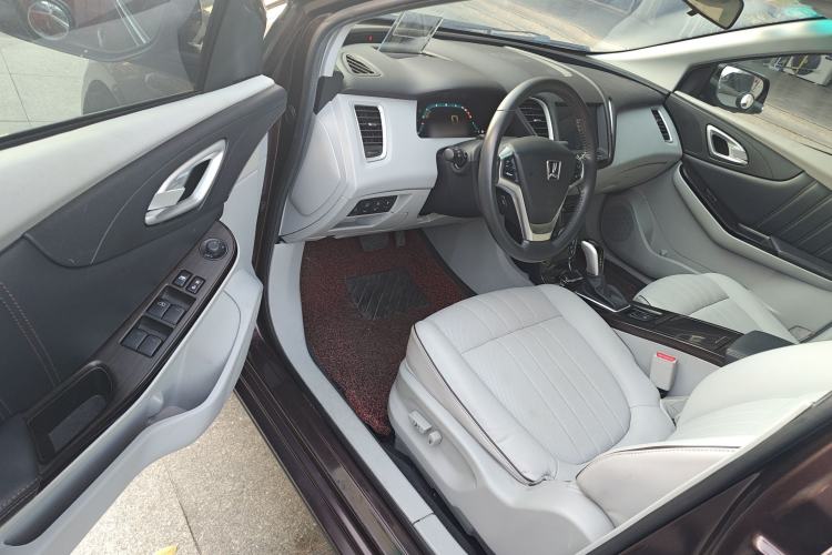 Used Luxgen 5 2015 1.8T Automatic Flagship Model