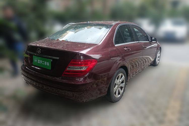 Used Mercedes-Benz C-Class 2010 C 180K Classic model