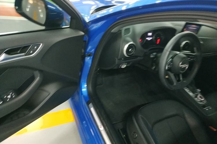 Used Audi A3 2020 Limousine 35 TFSI Fashion Edition China VI Emission Standard