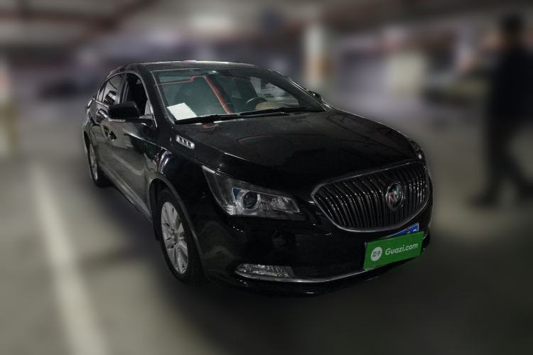 Used Buick LaCrosse 2013 2.4L SIDI Elite Comfort Version Front Right 45 Deg