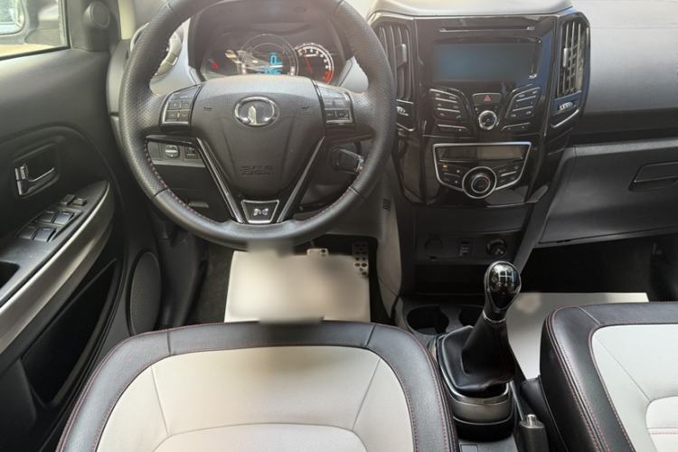 Used Great Wall M4 2014 1.5L Manual Comfort Model Interior 2