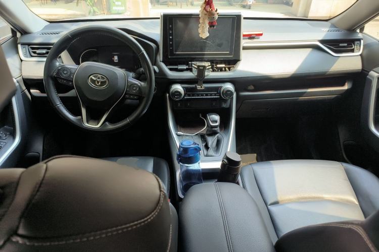 Used Toyota RAV4 2020 2.0L CVT Two-Wheel Drive Prestige Edition