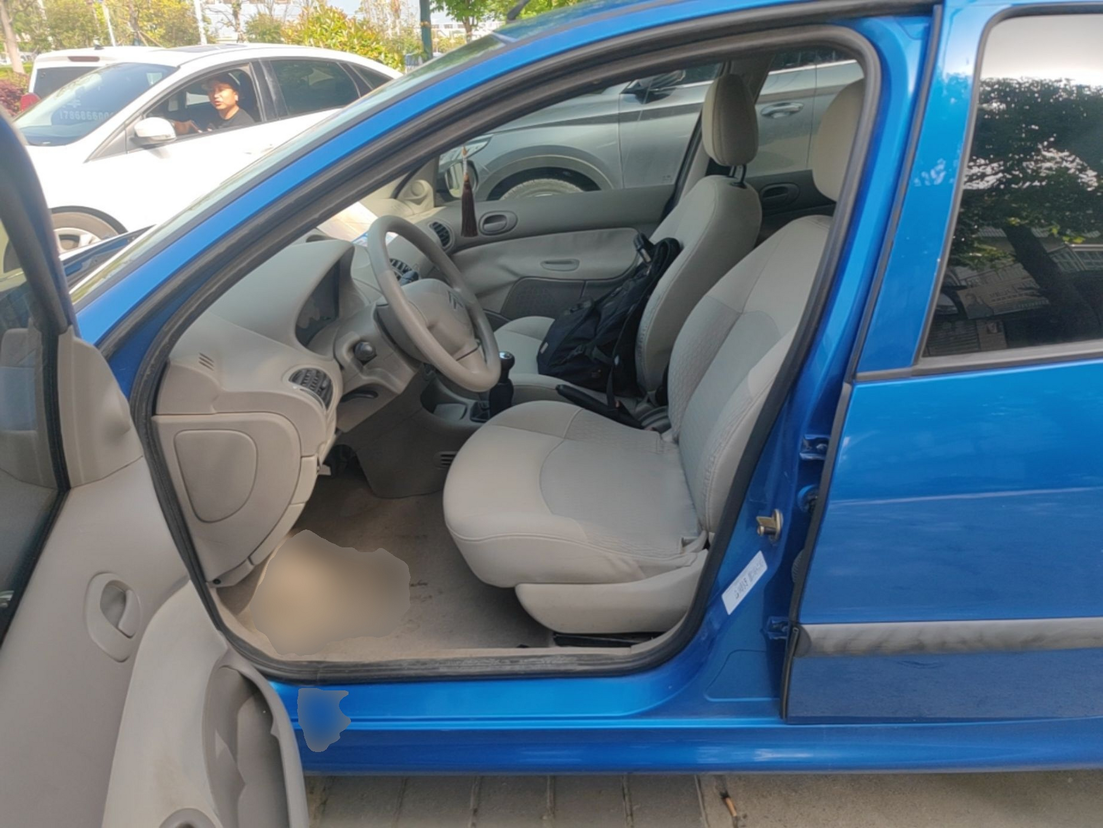 Interior delantero