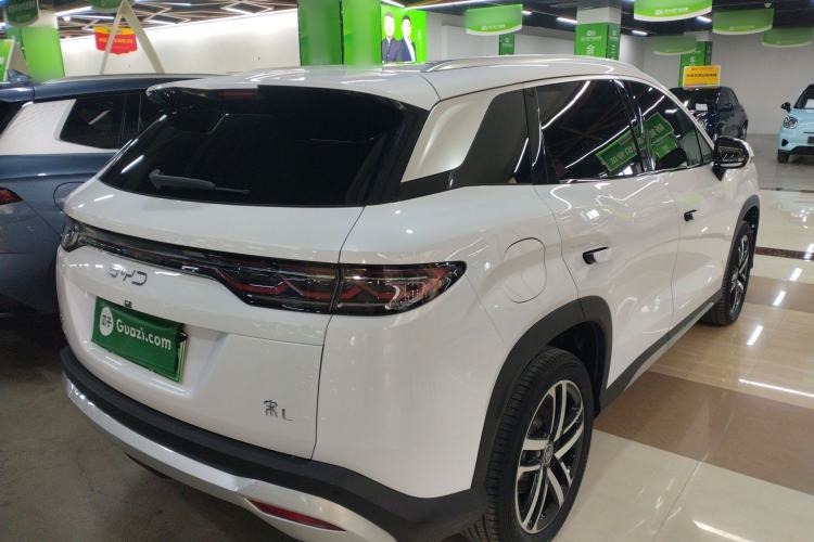 Used BYD Song L DM-i 2024 75km Leading Edition Rear Right 45 Deg