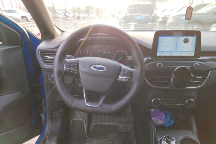 Used Ford Focus 2019 Hatchback EcoBoost 180 Automatic ST Line Steering Wheel