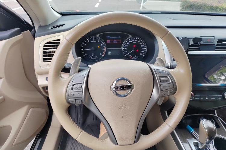 Used Nissan Teana 2014 Duke 2.5L XV Glory Edition
