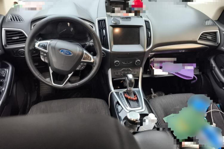 Used Ford Edge 2016 EcoBoost 245 Two-Wheel-Drive Titanium 7-Seater
