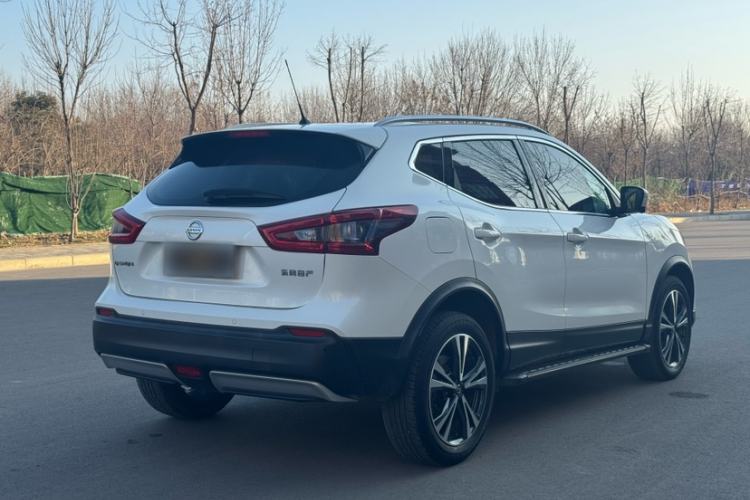 Used Nissan Qashqai 2022 2.0L CVT XV Premier Luxury Edition Exterior 3