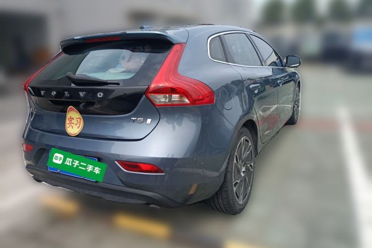 Used Volvo V40 2013 2.0T Zhiya Edition