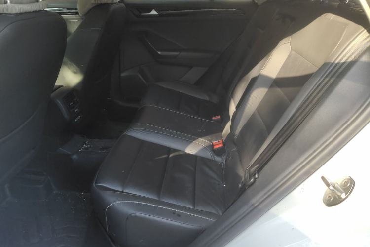 Used Volkswagen T-ROC 2022 280TSI DSG Two-Wheel Drive Elite PLUS
