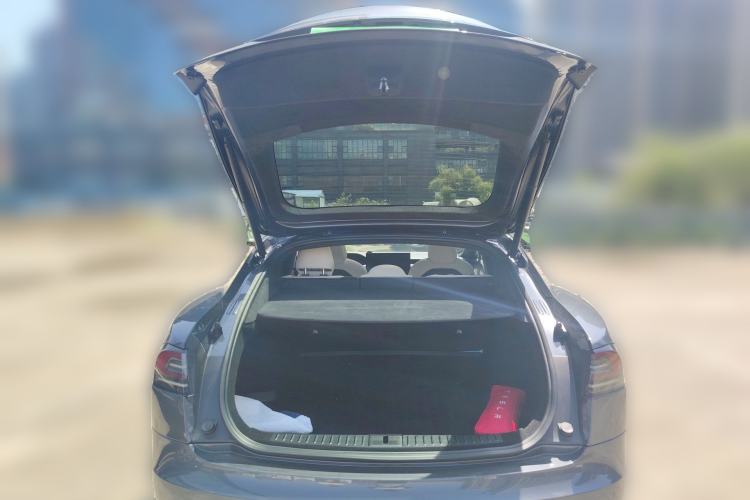 Used Tesla Model S 2023 Dual-Motor All-Wheel-Drive Version Trunk