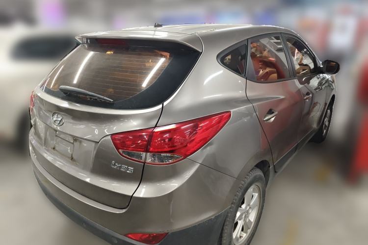 Used Hyundai ix35 2010 2.0L Automatic Two-Wheel Drive New Edition GL Rear Right 45 Deg