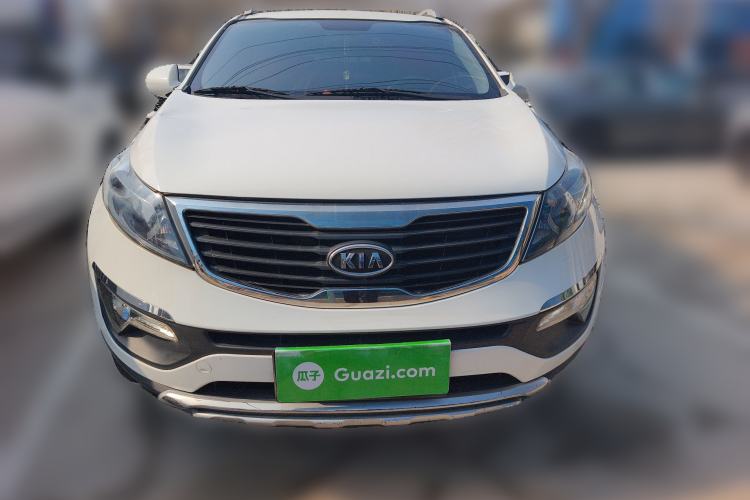 Used Kia Sportage R 2012 2.0L Manual Two-Wheel Drive GL Trim
