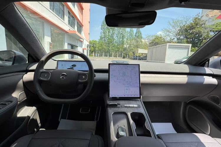 Used Nio ET7 2024 75 kWh Executive Edition
