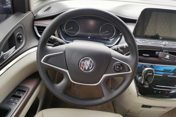 Used Buick GL8 2021 Land Cruiser Executive Class 652T Comfort Model Steering Wheel