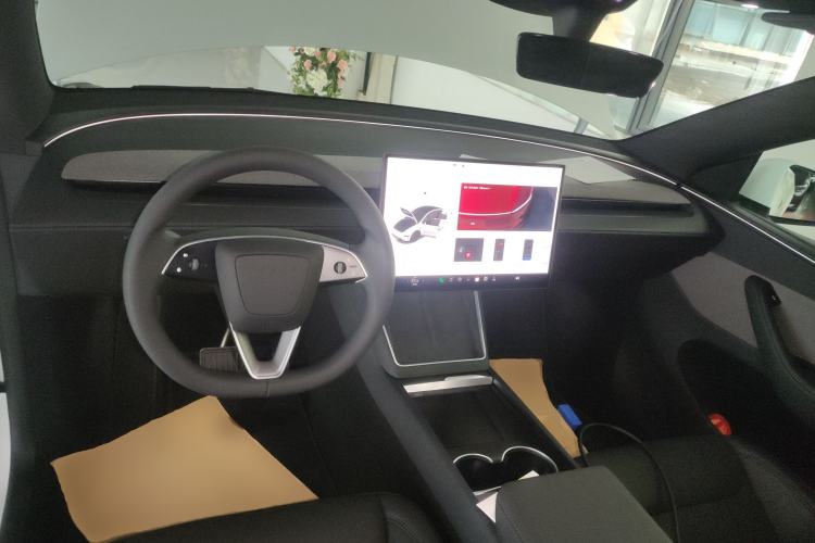 Used Tesla Model Y 2026 Rear-Drive Model