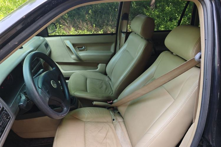 Used Volkswagen Santana Vista 2008 1.8L Manual Comfort Edition
