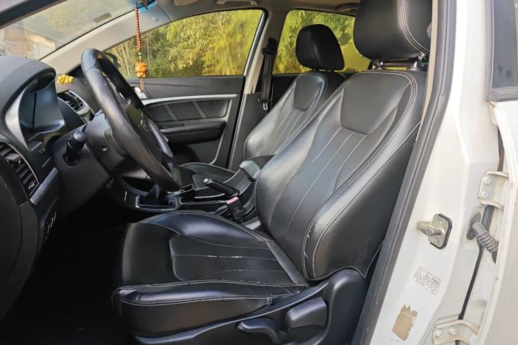 Used Geely Auto Emgrand 2016 Sedan 1.5L Manual Upward Edition