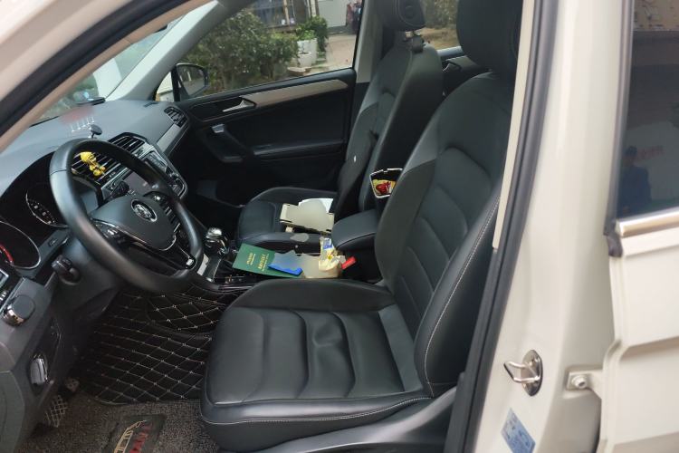 Used Volkswagen Tiguan L 2018 330TSI Automatic Two-Wheel Drive Luxury Edition