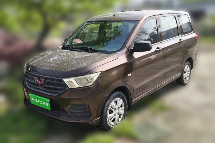 Used Wuling Hongguang 2019 1.5L S Basic Version China VI Standard LAR